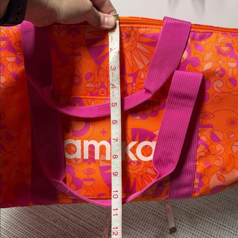 amika signature print gym duffle bag and a matching insulated cooler bag set - Picture 8 of 11